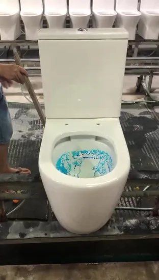 Artículos sanitarios sin rebordes de lavado de color verde mate P Trap 180 Suites de inodoro de baño de cerámica